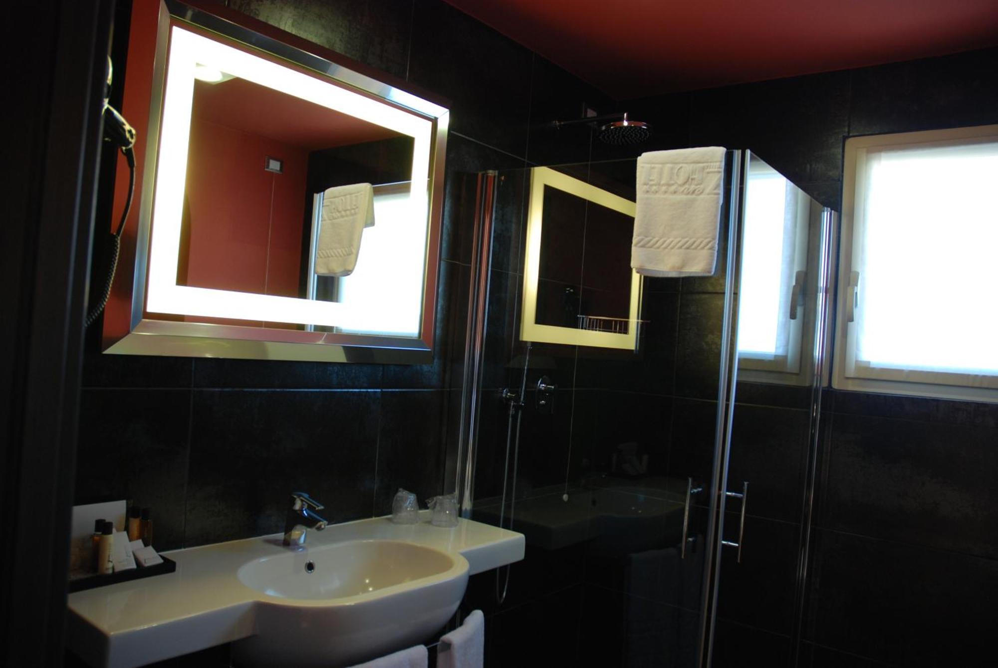 Zen Hotel Versilia Marina di Pietrasanta Extérieur photo