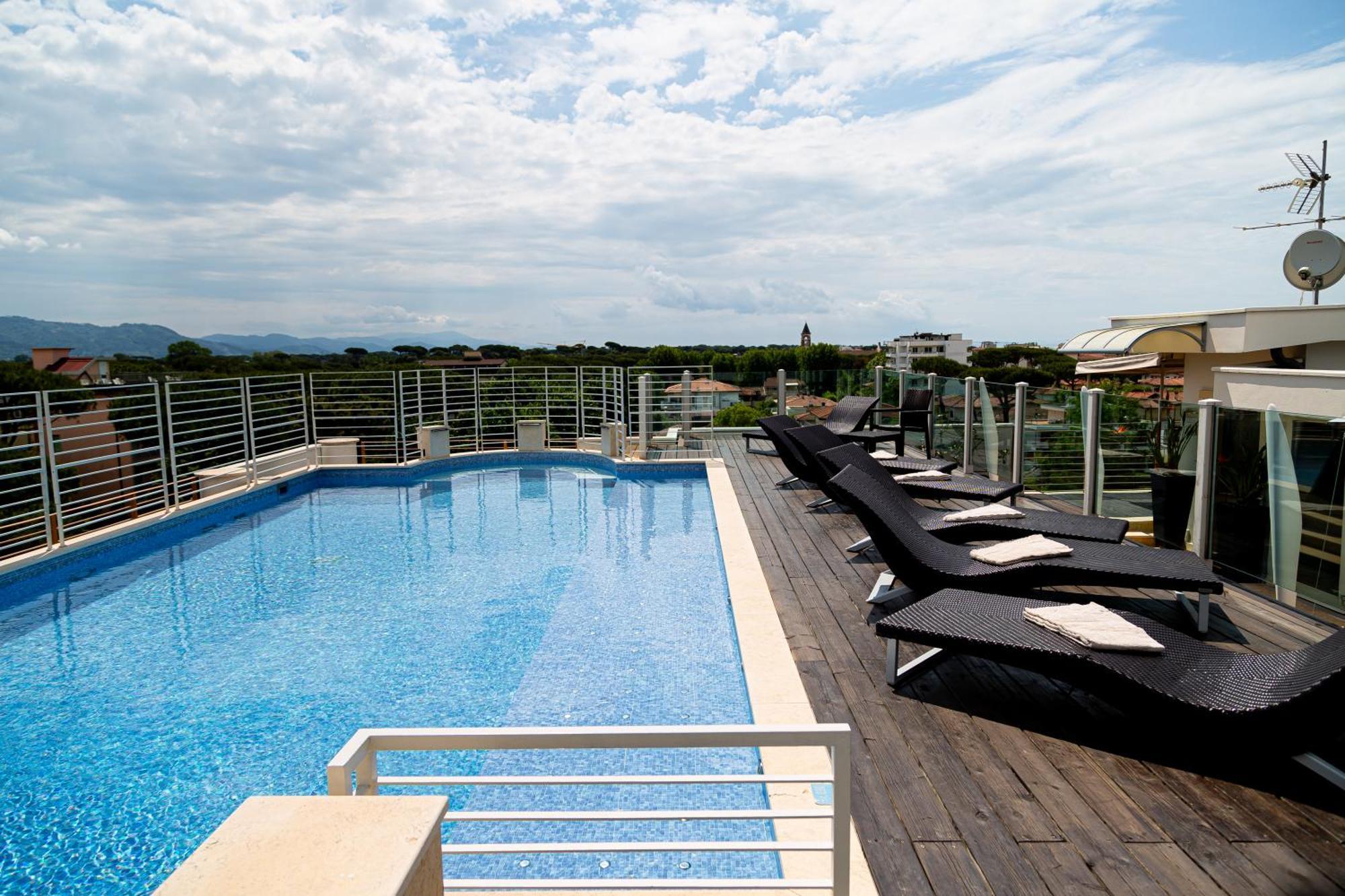 Zen Hotel Versilia Marina di Pietrasanta Extérieur photo
